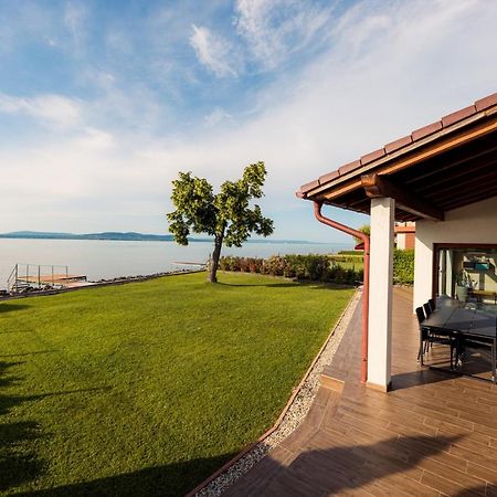 Balaton View Apartment Balatonboglar Bagian luar foto
