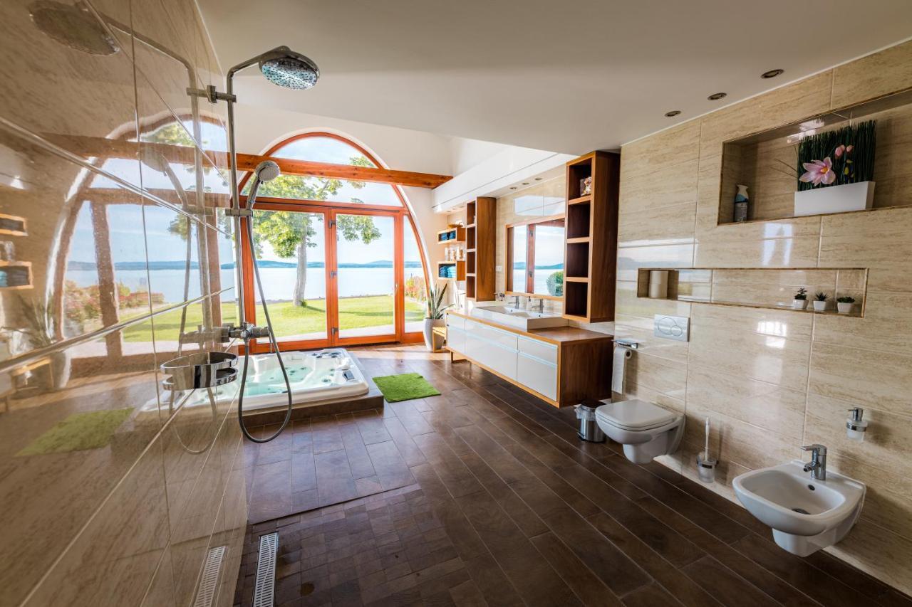 Balaton View Apartment Balatonboglar Bagian luar foto