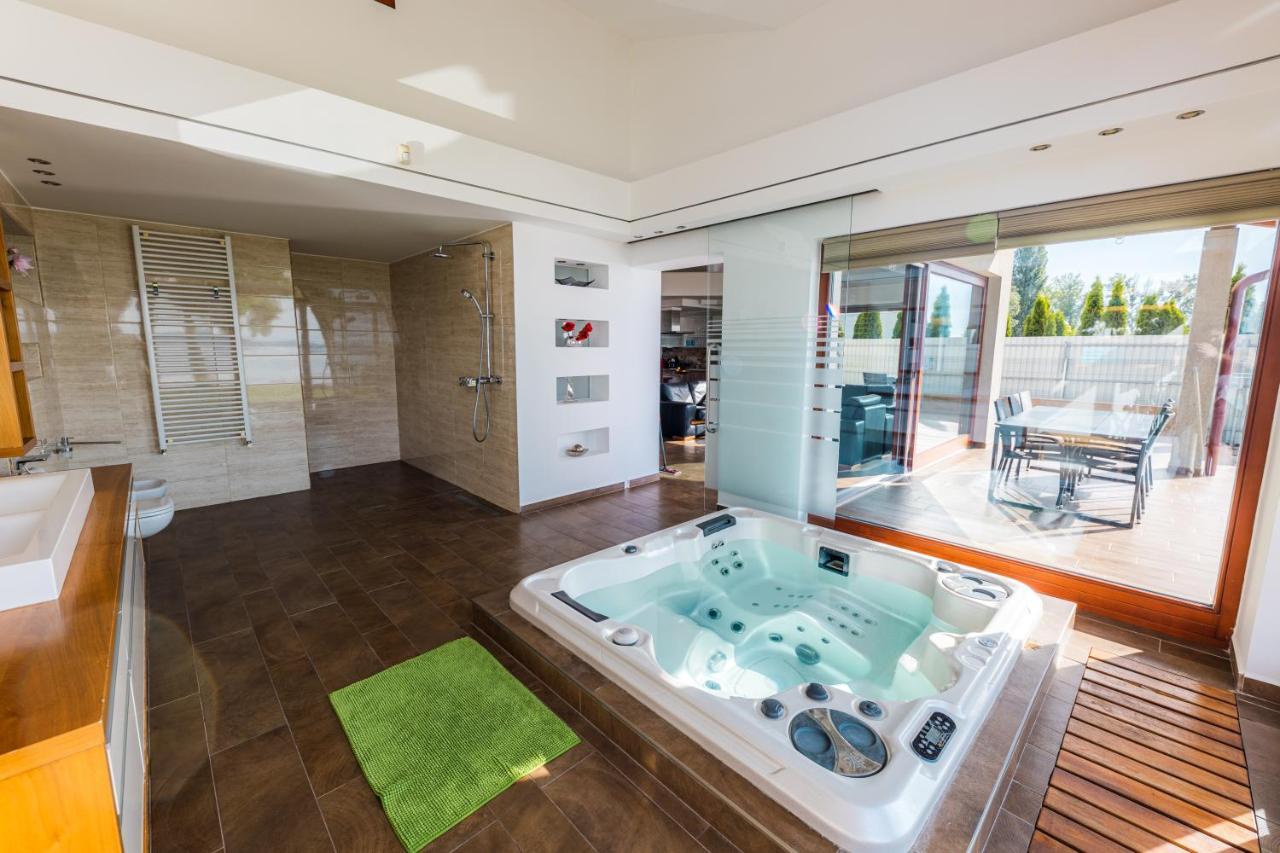 Balaton View Apartment Balatonboglar Bagian luar foto