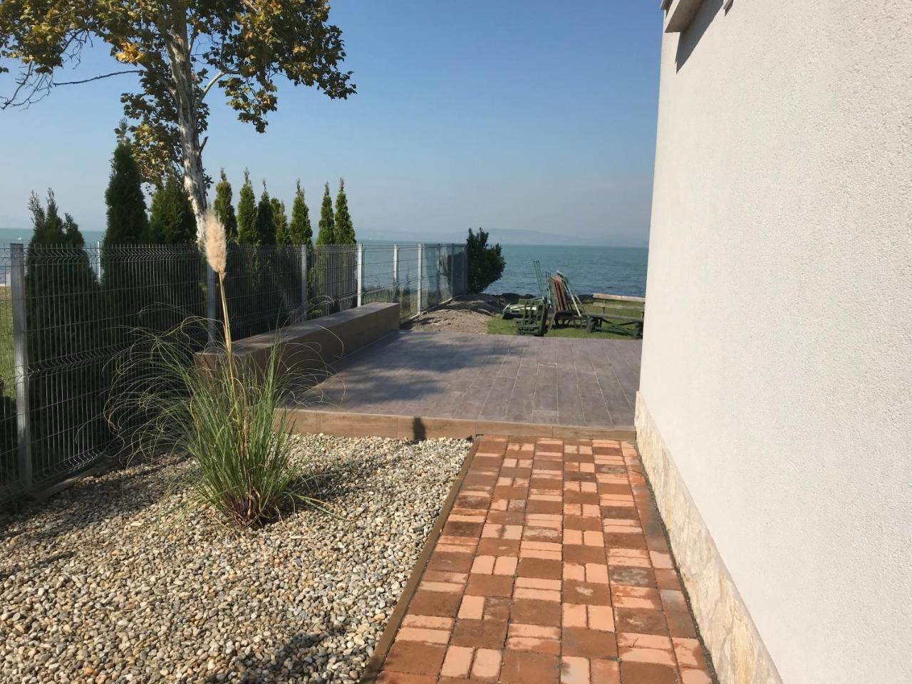 Balaton View Apartment Balatonboglar Bagian luar foto